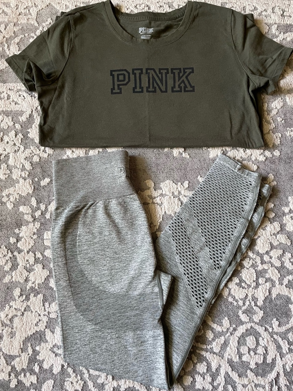 PINK Victoria's Secret t-shirt & Leggings Set